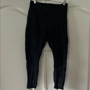 Fabletics Powerhold Black Cropped Leggings